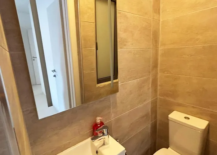 Paceville Glow Three *