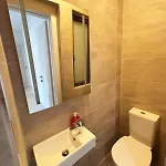 Paceville Glow 7 *