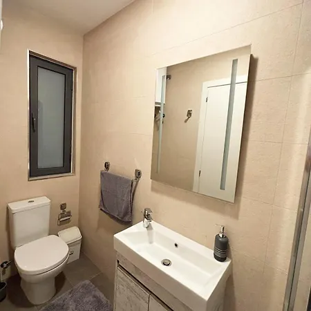 Paceville Glow Three *