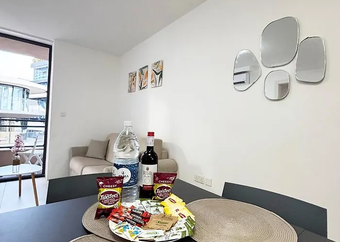 Paceville Glow Three * سانت جوليان